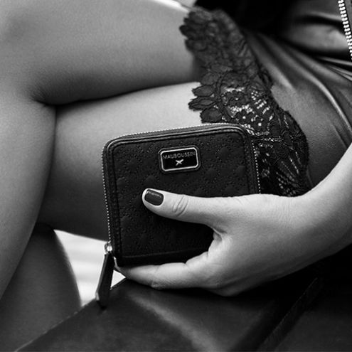 Je t'attends, je t'Aime, Porte-monnaie