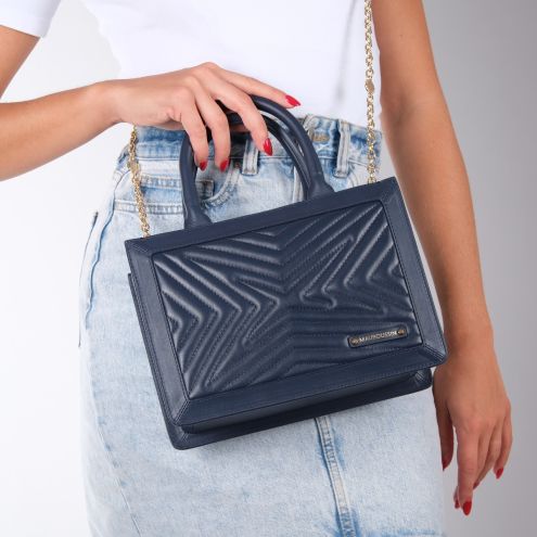 Belle Libre et Vraie Black tote bag