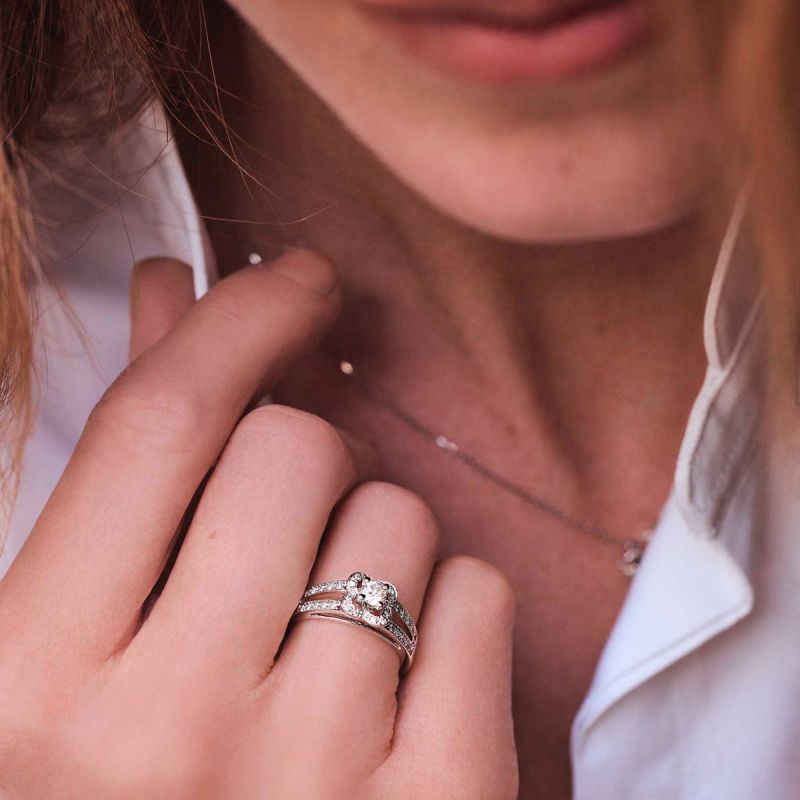Chance of Love solitaire ring
