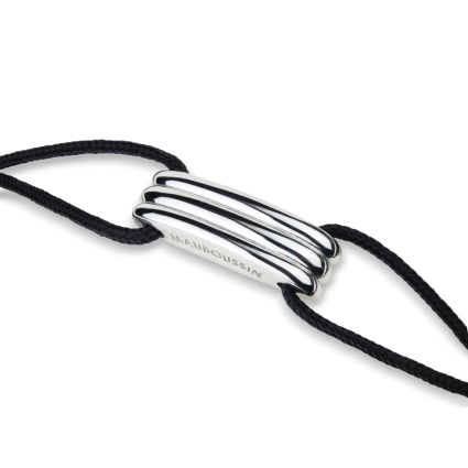 Bracelet cordon 1955, Vouloir et Oser