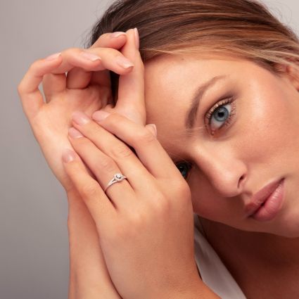 Vie, Liberté & Amour solitaire ring