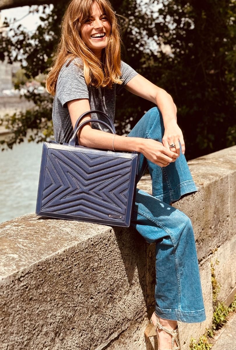 Sac cabas GM Une Femme dans la Ville, indigo